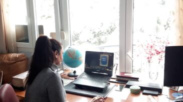 How I Create my Videos 14/02/2021 Greece - ElenaBionGames- 1 Year - 3000 Subscribers - THANK YOU  🌸